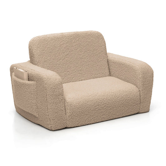 Fauteuil enfant beige avec poche latérale pour ranger les livres.