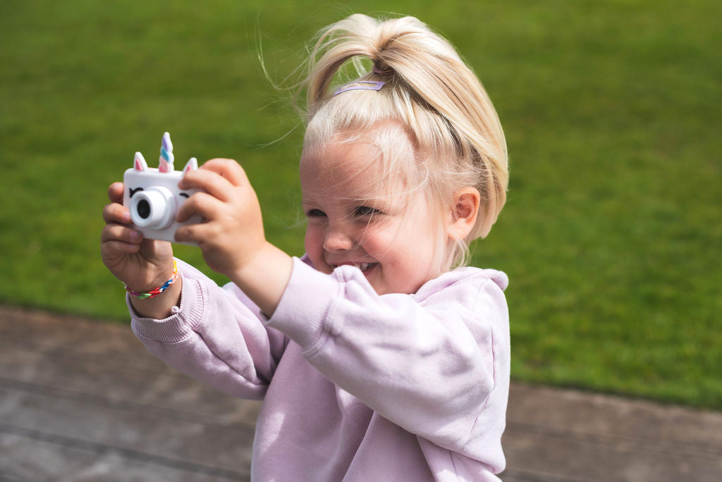 Appareil photo enfant facile à utiliser. En forme de licorne.