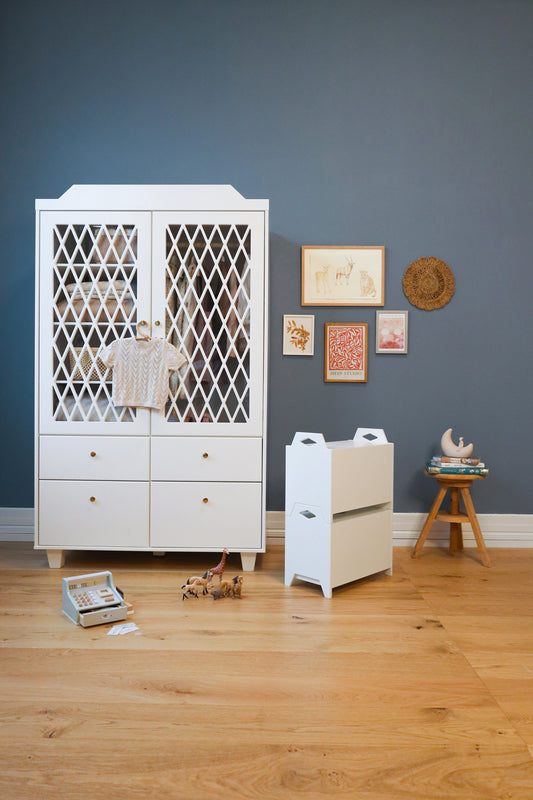 Armoire penderie bois blanc assortie au mobilier bébé Harlequin Cam Cam Copenhagen