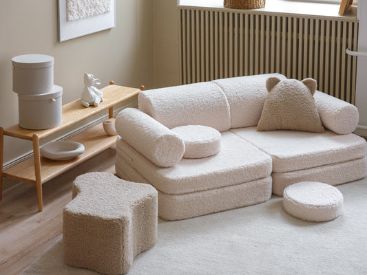 Canapé pour enfant, confortable et modulable blanc en matériaux écoresponsables.
