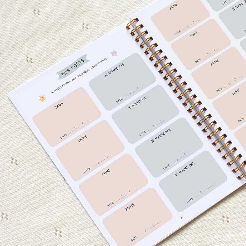 Carnet de suivi bébé - un outil essentiel pour noter toutes les informations du quotidien