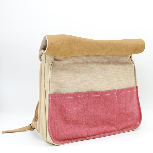 Cartable léger en tissu avec poche A4 et compartiments pratiques. En tissu, léger, facile à ouvrir et à refermer. Encourage l'autonomie. Design ludique et mignon. L'Oiseau Bateau.