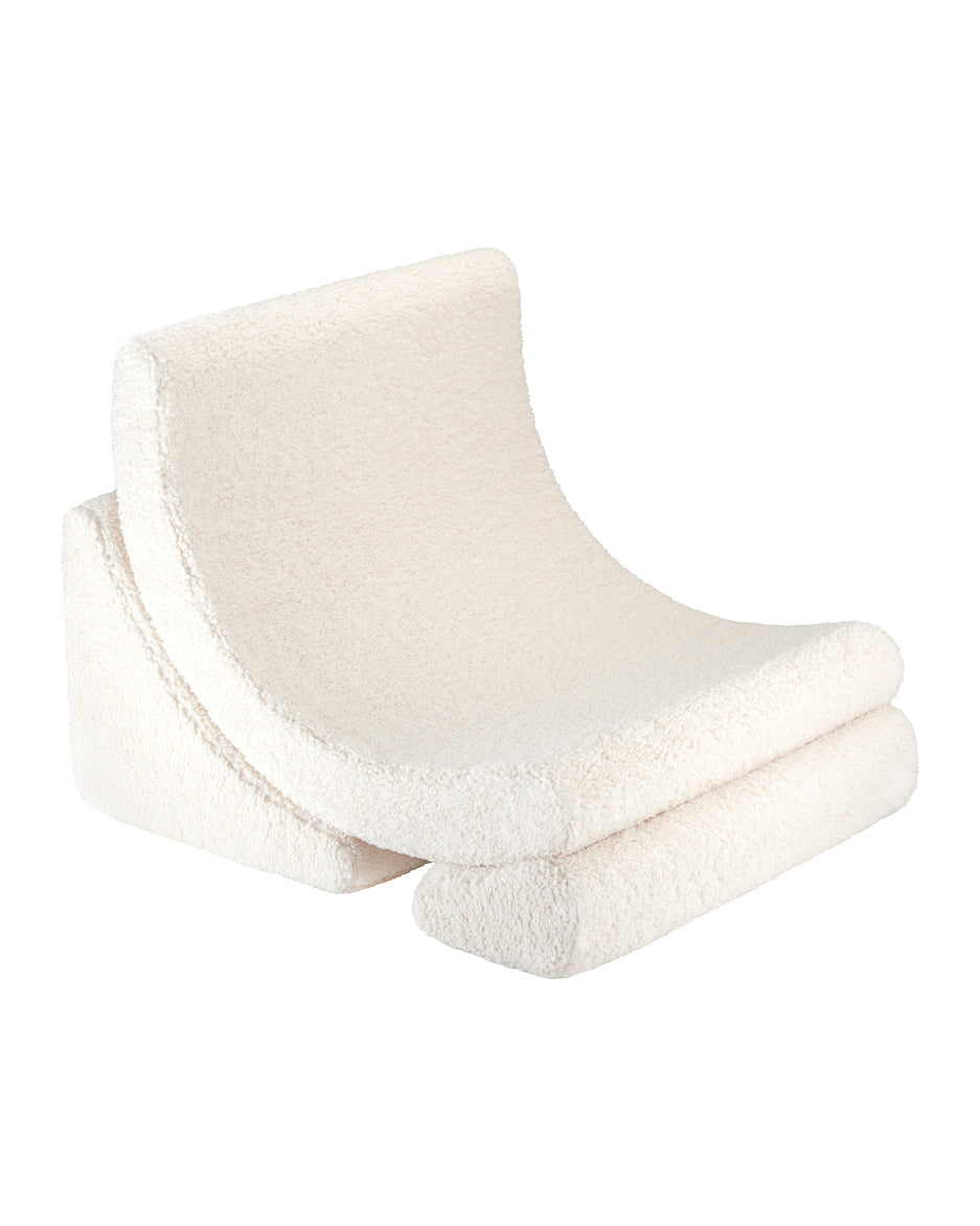 Fauteuil enfant en bouclette, coton certifié OEKO-tex. Design original, confort et douceur. Fauteuil fabriqué en Europe, écoresponsable pour chambre d'enfant. WIGIWAMA
