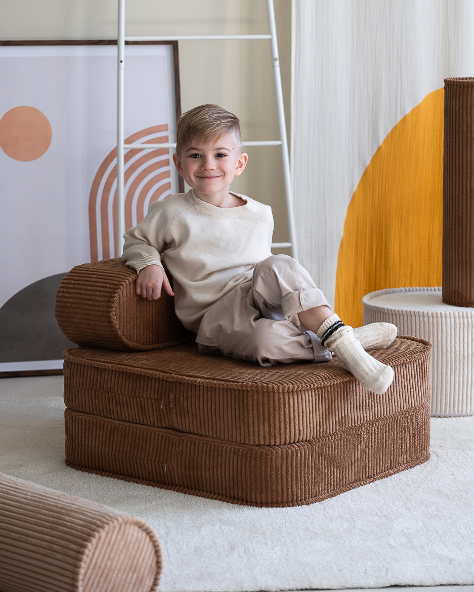 Fauteuil enfant convertible multifonction, idéal pour les petits espaces