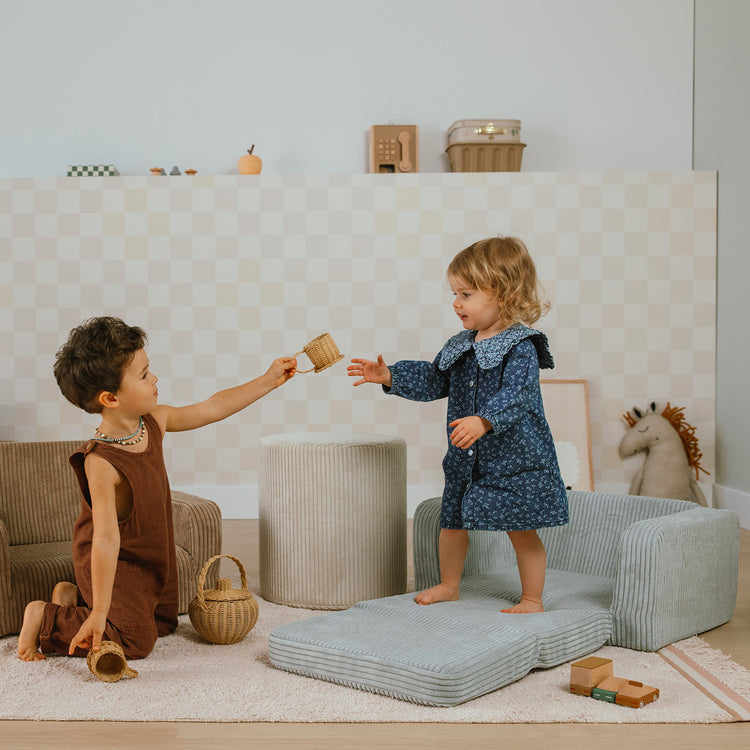 Fauteuil enfant en velours côtelé vert peppermint, style chic et cosy