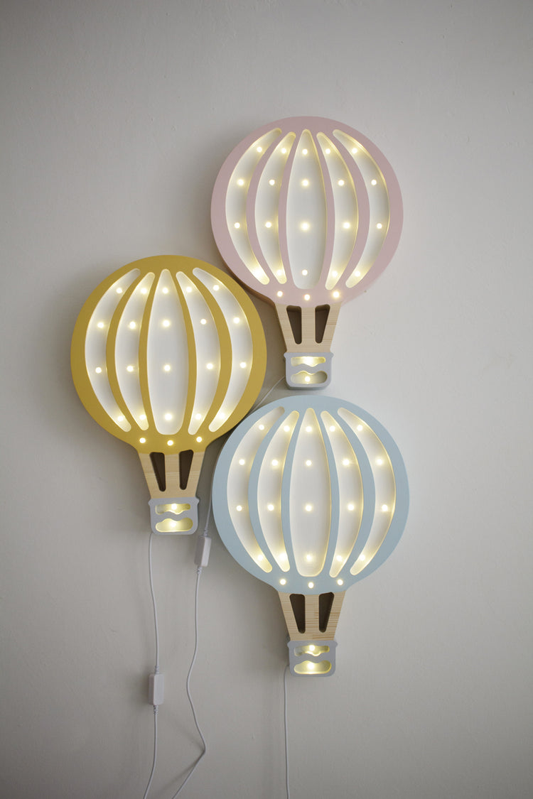 Montgolfière lumineuse pour faire voyager les rêves des petits