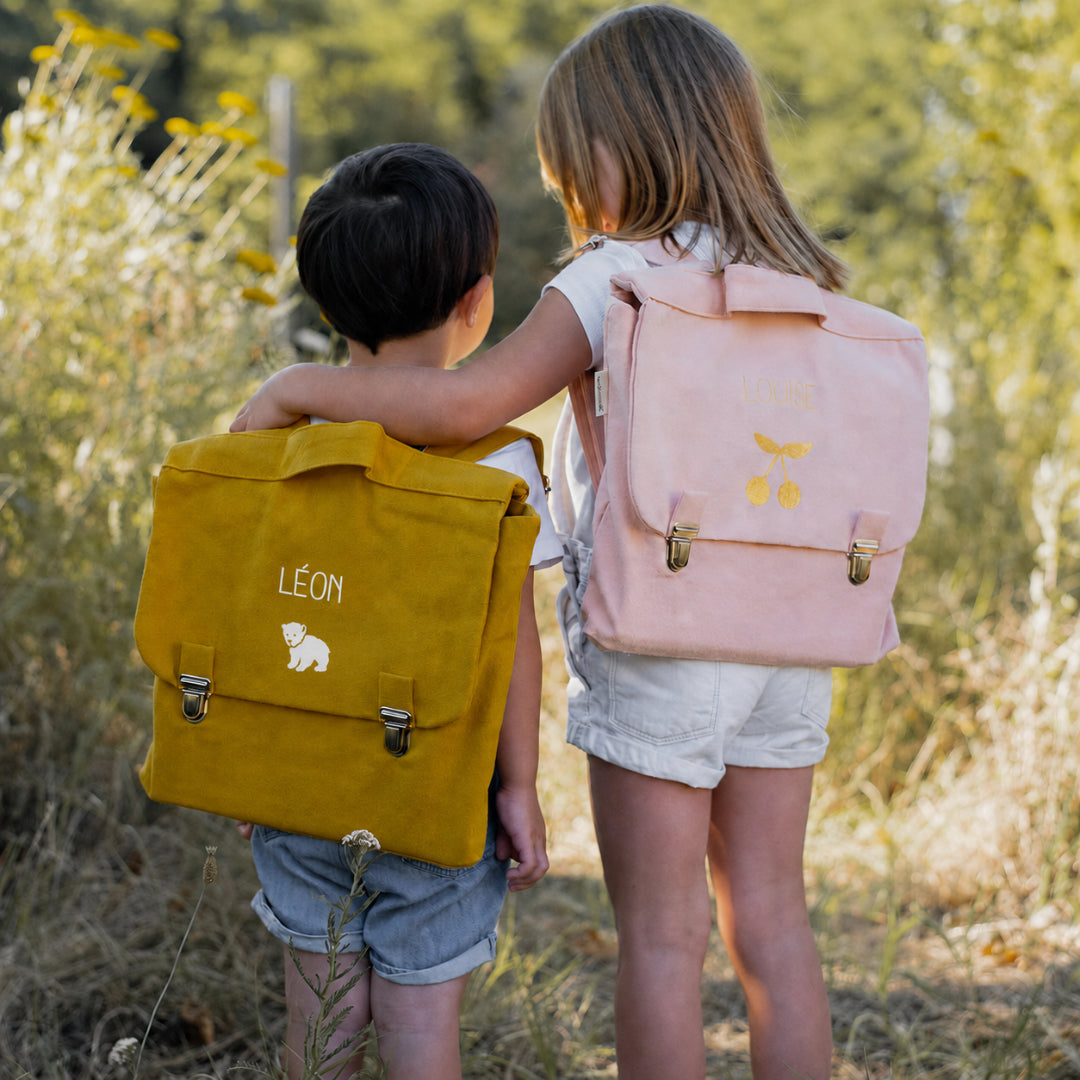 Première rentrée scolaire : petit cartable maternelle personnalisé au prénom et motif au choix. 