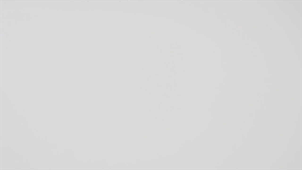 Service à thé jouet pour enfant de 2 ans. Coordination, créativité, dextérité, imagination et social skills. Un jouet 100% sans plastique.