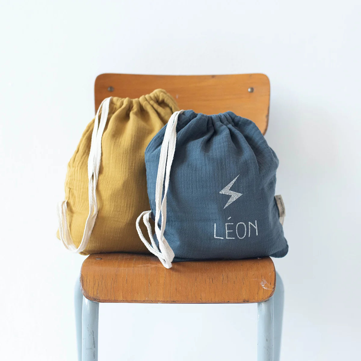 Sacs bébé personnalisés Les Griottes en gaze de coton avec prénom et motif