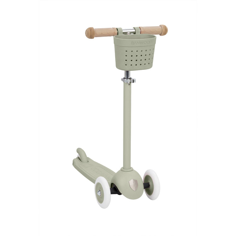 Trottinette 3 roues verte Banwood Eco avec panier inclus pour enfant à partir de 3 ans