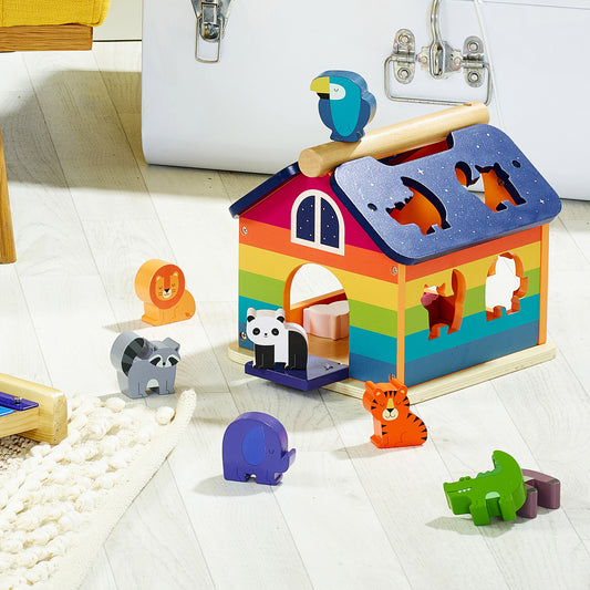 Boîte à formes en bois VILAC arc-en-ciel : scène de jeu Montessori avec animaux souriants.